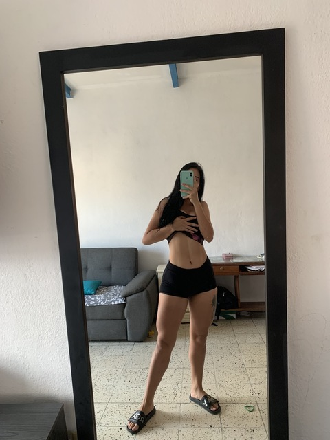 andreap23b onlyfans leaked picture 1