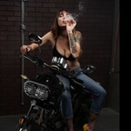 boobsforbikes avatar