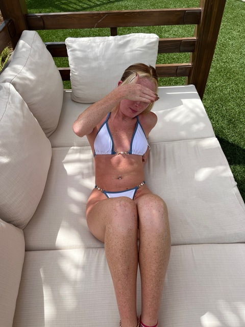 carleewilson onlyfans leaked picture 1