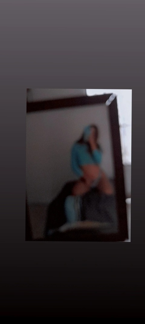 kellybazaure onlyfans leaked picture 1