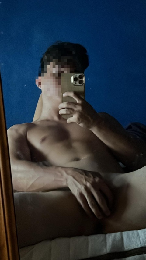 kevintriplex onlyfans leaked picture 1