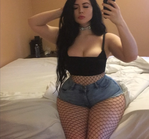 msbella666 onlyfans leaked picture 1