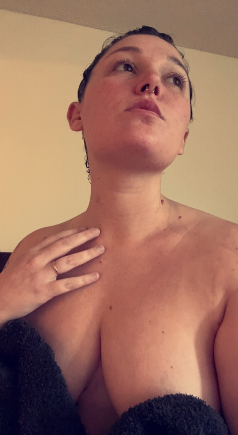 toxiclove92 onlyfans leaked picture 1